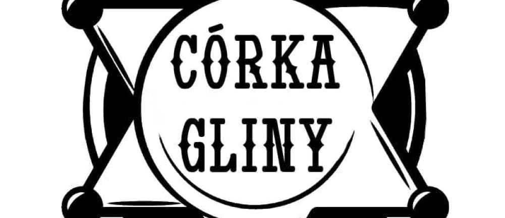 Logo organizatora zajęć. Gwiazda szeryfa z napisem "Córka Gliny" 